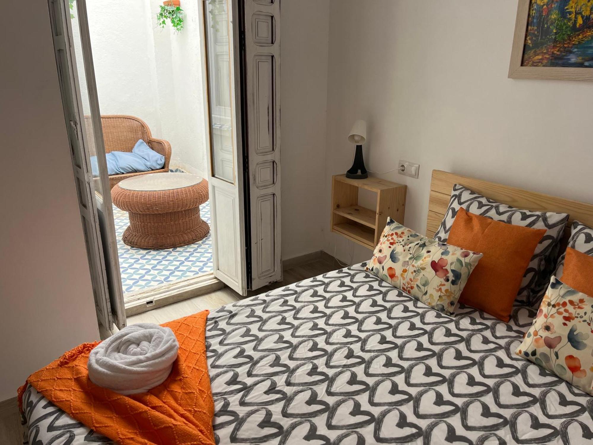 Alzira Bonita Apartamento B Con Patio, La Casella Bagian luar foto